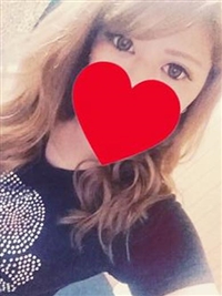 超〜美形な初々しい20歳の美女が入店です!まさにこんな可愛く若い女の子とデートして頂きたかった!街中やド〇キホーテなどで見かける若くてエロい雰囲気の女の子です!性格も人懐っこい可愛い性格で男心クスグる事、間違いナシ!エッチに関しても結構下ネタOKみたですよ!つまりエロいって事です!得意プレイはフェラと恋人プレイみたいです!リアルな若い女の子とエッチな時間を是非とも過ごしてみてください!