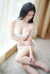 真っ白な美肌にスレンダーボディでありつつも張りのあるバスト、男性なら誰もが思わず抱きしめてあげたくなるような、女の子としての最高峰の魅力を持つすずちゃん。23歳という若さでありながら、礼儀正しくて気品もあり、気遣いの出来る振る舞いは彼女の人間性を感じられるハズ!そんなすずちゃん、実はドMなのだとか☆優しく攻めて、最高のひと時を楽しんでくださいね!!
